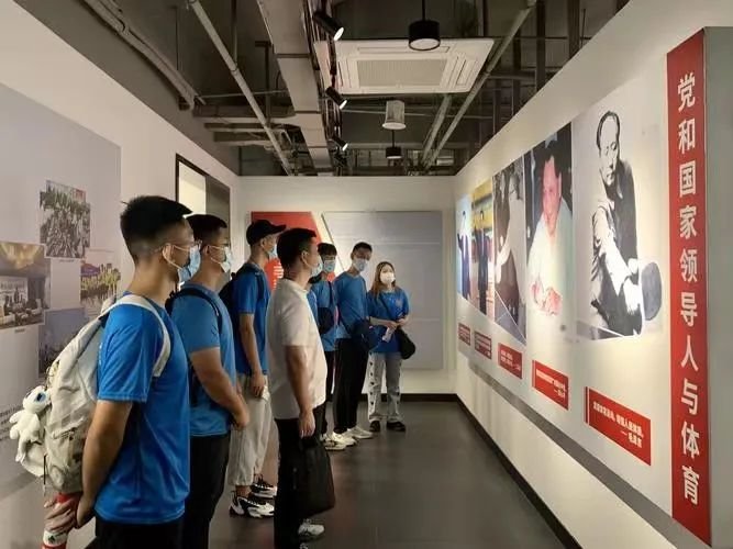 锦绣新生：湖南工艺美术职业学院湘绣非遗传承与创新实践纪实