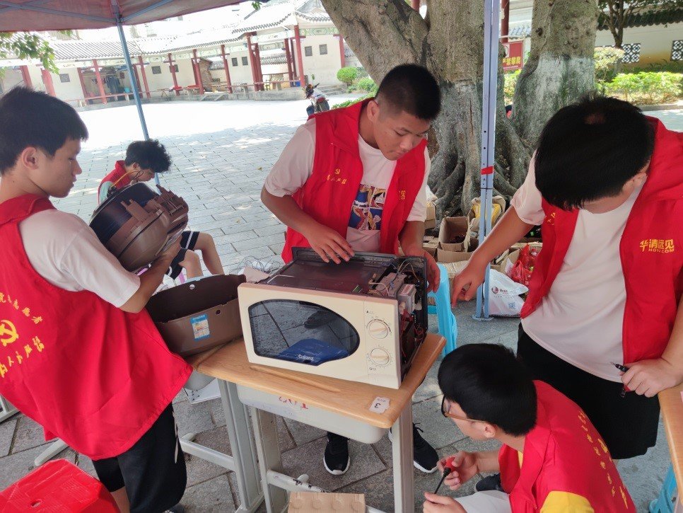 用数字丈量乡愁：郑州测绘学校测绘工程技术专业学生助力传统村落数字化保护志愿服务纪实